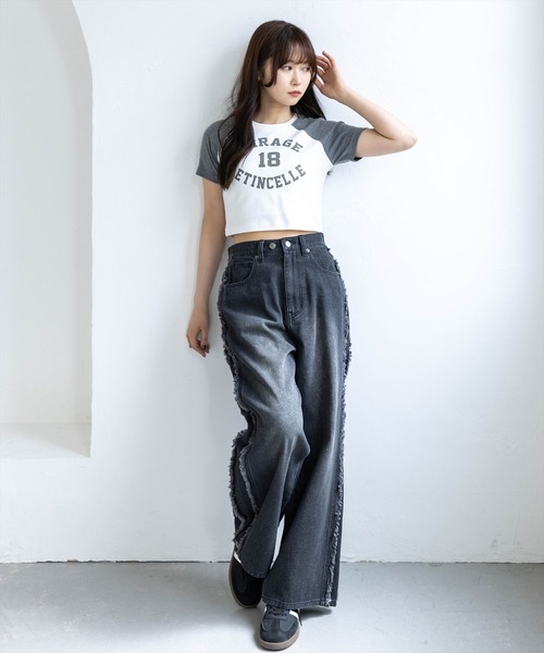 clear（クリア）の「ラグラン配色チビT［骨格ウェーブ/ショート丈/カジュアル］（Tシャツ/カットソー・レディース・ブラック/カーキ/グレー・F）」の10枚目の写真