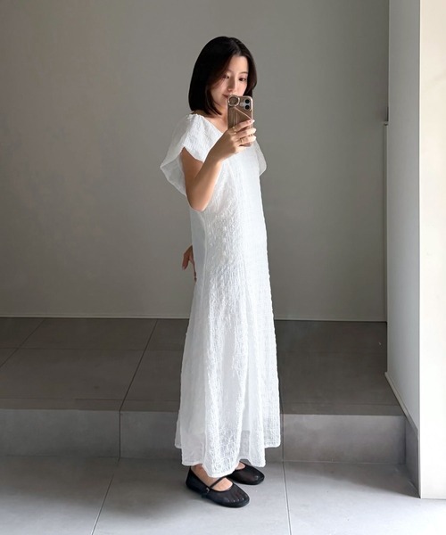 KOBE LETTUCE（コウベレタス）の「[ yuiさんコラボ ]前後2wayパフスリーブワンピース（ワンピース・レディース・ホワイト系/ブラック系・PM/M）」の3枚目の写真