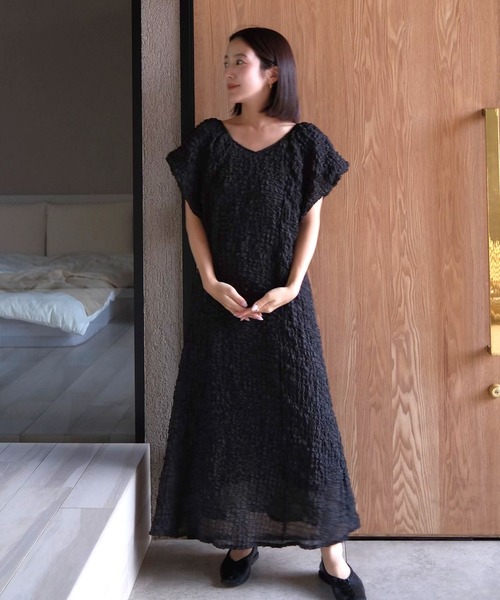 KOBE LETTUCE（コウベレタス）の「[ yuiさんコラボ ]前後2wayパフスリーブワンピース（ワンピース・レディース・ホワイト系/ブラック系・PM/M）」の15枚目の写真