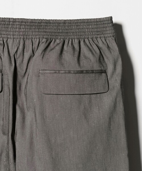 UNITED ARROWS(ユナイテッドアローズ)の「NALYA クロップドパンツ(スラックス・レディース・ブラック/ダークブラウン/ダークグレー・34/38/36/40)」の18枚目の写真