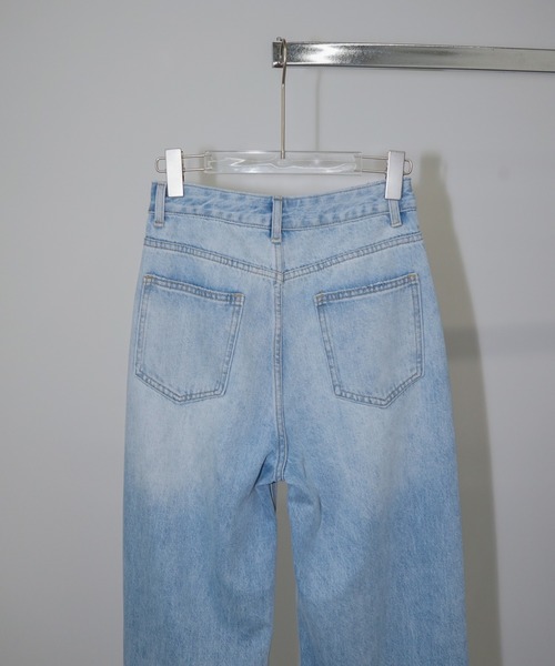 chuclla（チュクラ）の「ヴィンテージダメージワイドデニム chw26s293（デニムパンツ・レディース・ライトブルー・L/M/S）」の17枚目の写真