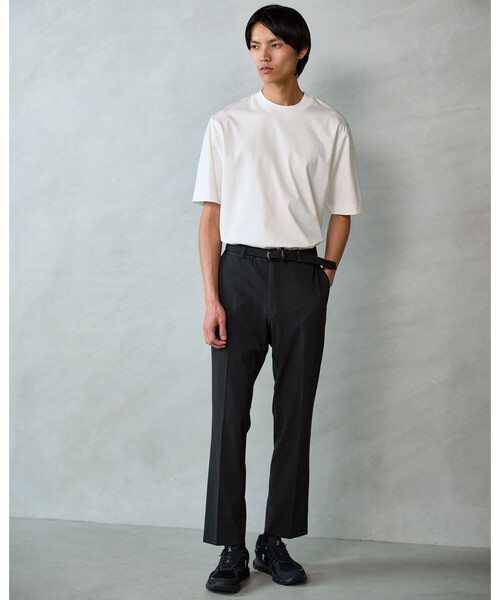 green label relaxing（グリーンレーベルリラクシング）の「A+ COOL スムース クルーネック カットソー -接触冷感・抗菌-（Tシャツ/カットソー・メンズ・ブラック/ホワイト/ライトブルー/ライトグレー/ダークグリーン/ダークブラウン・S/M/L/XL）」の10枚目の写真