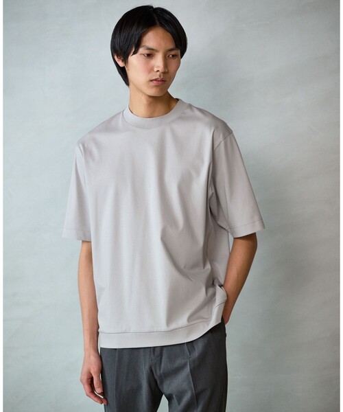 green label relaxing（グリーンレーベルリラクシング）の「A+ COOL スムース クルーネック カットソー -接触冷感・抗菌-（Tシャツ/カットソー・メンズ・ブラック/ホワイト/ライトブルー/ライトグレー/ダークグリーン/ダークブラウン・S/M/L/XL）」の9枚目の写真