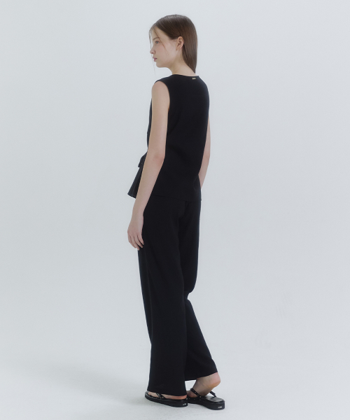 MICANE(ミケーネ)の「ヌオーリネンスリーブレスブラウス-パンツセットアップ(シャツ/ブラウス・レディース・ブラック/ダークベージュ・X-LARGE/SMALL/MEDIUM/LARGE)」の11枚目の写真