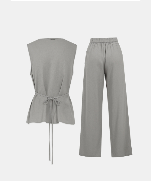 MICANE(ミケーネ)の「ヌオーリネンスリーブレスブラウス-パンツセットアップ(シャツ/ブラウス・レディース・ブラック/ダークベージュ・X-LARGE/SMALL/MEDIUM/LARGE)」の13枚目の写真