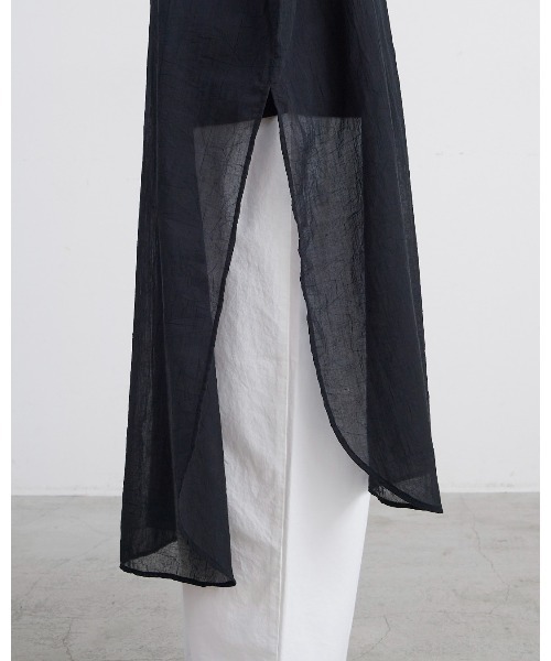 HEAVENLY（ヘブンリー）の「【 HEAVENLY / ヘブンリー 】 Longsleeve Sheer Tunic  2625092　DLI（チュニック・レディース・カーキ/オフホワイト/ブラック・FREE）」の5枚目の写真