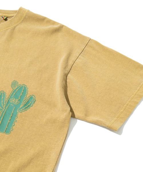 go slow caravan(ゴースローキャラバン)の「gym master/ジムマスター 6.2oz ピグメント サボテン ビッグTee(Tシャツ/カットソー・メンズ・マスタード/グリーン・X-LARGE/LARGE/MEDIUM)」の8枚目の写真