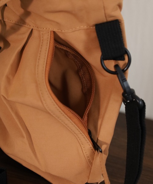 ROOTOTE（ルートート）の「ROOTOTE 巾着型2WAYトート（トートバッグ・メンズ・タン/ベージュ/ブルー・FREE）」の15枚目の写真