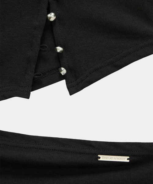 ETRE AU SOMMET(エトレオソメ)の「Cut-Out Open Short Sleeve (Black)(Tシャツ/カットソー・レディース・ブラック・FREE)」の7枚目の写真