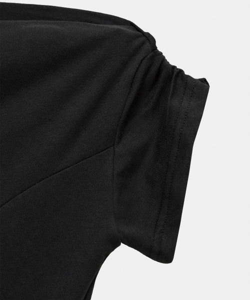 ETRE AU SOMMET(エトレオソメ)の「Cut-Out Open Short Sleeve (Black)(Tシャツ/カットソー・レディース・ブラック・FREE)」の8枚目の写真