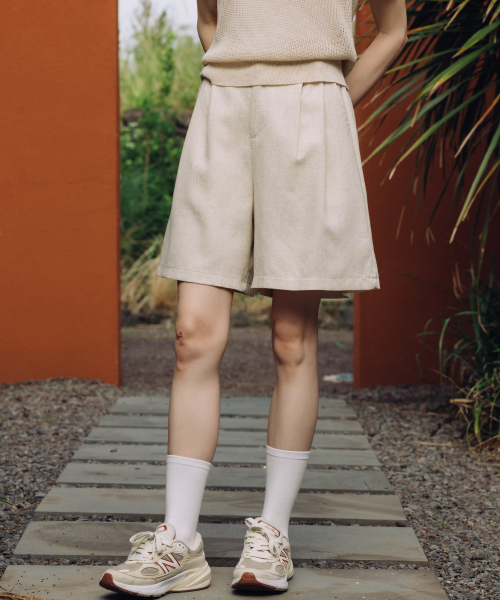 OBER GOLF（オーベルゴルフ）の「イージーリネンショーツ（ベージュ）（その他パンツ・レディース・ベージュ・SMALL/MEDIUM）」の2枚目の写真
