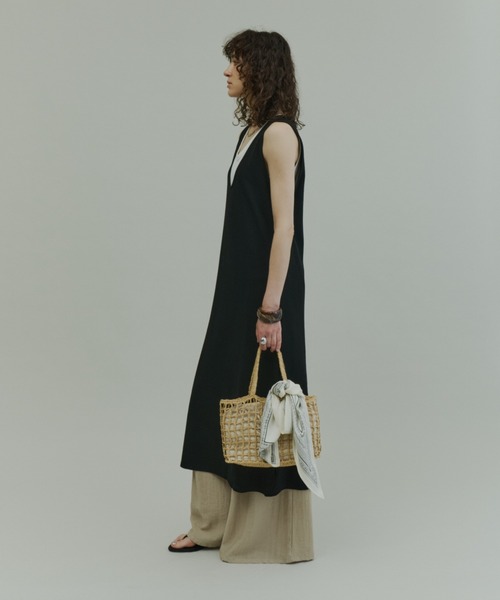 Plumel(プルメル)の「Layered Jersey Long Dress Set / レイヤードジャージーロングドレス(ワンピース・レディース・ライトグレー/ブラック/チャコールグレー・MEDIUM)」の11枚目の写真