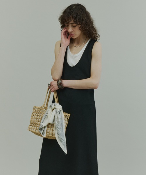 Plumel(プルメル)の「Layered Jersey Long Dress Set / レイヤードジャージーロングドレス(ワンピース・レディース・ライトグレー/ブラック/チャコールグレー・MEDIUM)」の4枚目の写真