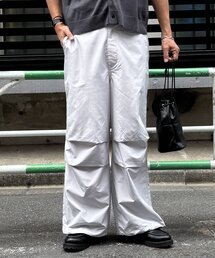 パラシュートパンツ