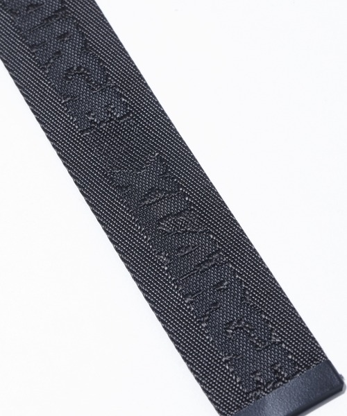 XLARGE(エクストララージ)の「STANDARD LOGO EZ LOC BELT(ベルト・メンズ・ブラック/ピンク/オリーブ・ONE SIZE)」の4枚目の写真