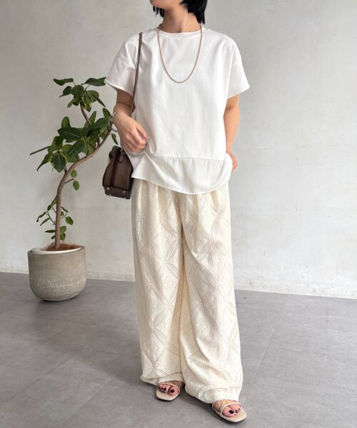 Jena espace merveilleux(ジェナ エスパスメルヴェイユ)の「バックファスナー切替カットソー(Tシャツ/カットソー・レディース・オフホワイト/ネイビー/チャコールグレー・FREE)」の4枚目の写真