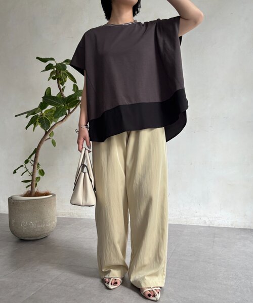 Jena espace merveilleux(ジェナ エスパスメルヴェイユ)の「バックファスナー切替カットソー(Tシャツ/カットソー・レディース・オフホワイト/ネイビー/チャコールグレー・FREE)」の15枚目の写真