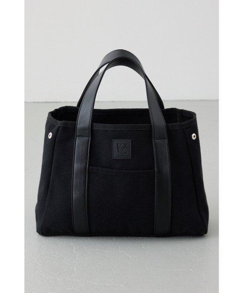 AZUL by moussy(アズールバイマウジー)の「台形トートバッグ【着用画像あり】(トートバッグ・メンズ・ホワイト/ブラック・FREE)」の16枚目の写真