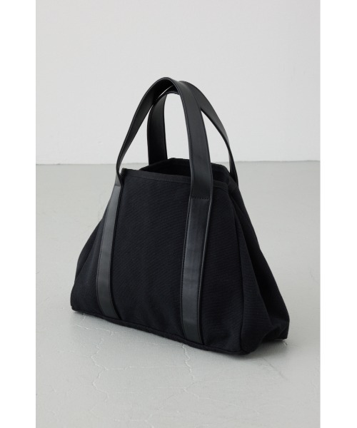 AZUL by moussy(アズールバイマウジー)の「台形トートバッグ【着用画像あり】(トートバッグ・メンズ・ホワイト/ブラック・FREE)」の19枚目の写真