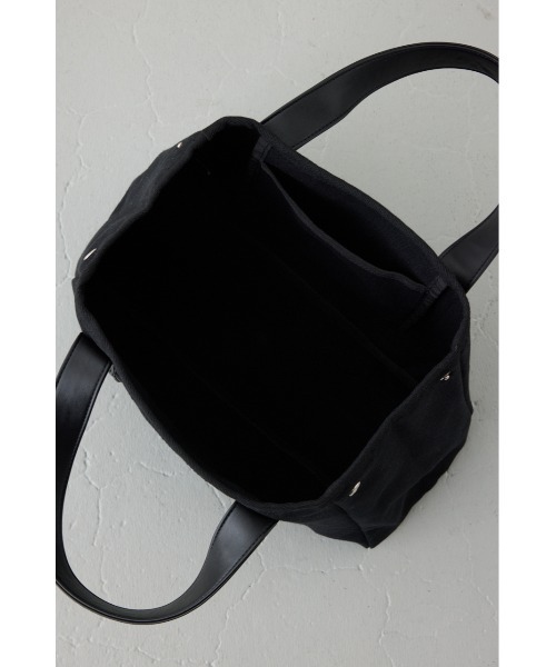 AZUL by moussy(アズールバイマウジー)の「台形トートバッグ【着用画像あり】(トートバッグ・メンズ・ホワイト/ブラック・FREE)」の22枚目の写真