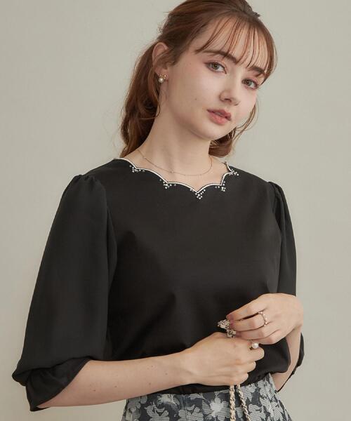 couture brooch（クチュールブローチ）の「【顔まわり華やぐ・UVカット】スカラ刺繍トップス（Tシャツ/カットソー・レディース・ボルドー/ブラック/グレー・40/38/36/42）」の13枚目の写真