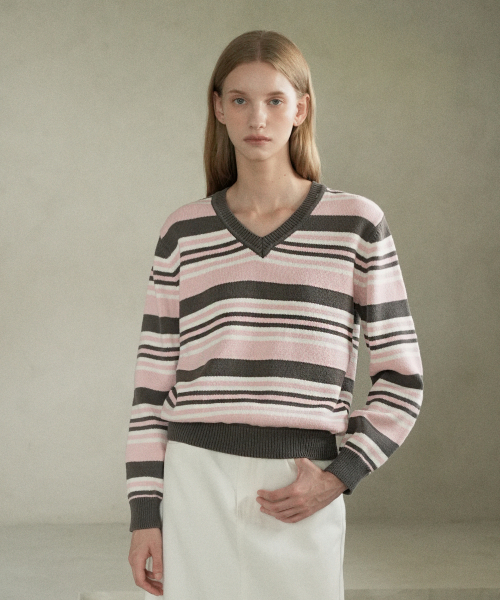 VLETI（ブレッティ）の「Cotton V-neck Striped Knit (charcoal)（ニット/セーター・レディース・チャコール・FREE）」の2枚目の写真