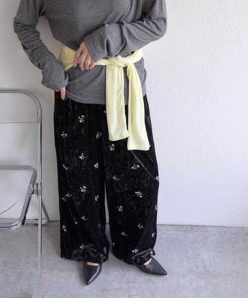 DISCOAT(ディスコート)の「【WEB限定】ベロア刺繍イージーパンツ(その他パンツ・レディース・ブラック/チャコールグレー/ブラウン・FREE)」の13枚目の写真