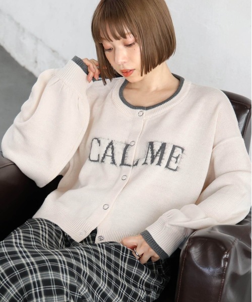 tiptop(ティップトップ)の「フェザーロゴ配色クルーカーディガン(カーディガン/ボレロ・レディース・アイボリー/チャコールグレー/ブラウン/ボルドー・FREE)」の2枚目の写真