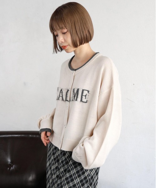 tiptop(ティップトップ)の「フェザーロゴ配色クルーカーディガン(カーディガン/ボレロ・レディース・アイボリー/チャコールグレー/ブラウン/ボルドー・FREE)」の8枚目の写真