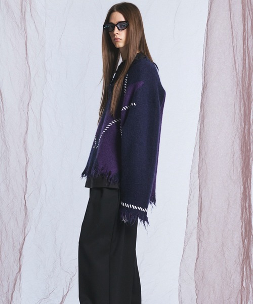 MAISON SPECIAL(メゾンスペシャル)の「《UNISEX》デストロイダメージアーガイルプライムオーバーモヘヤシャギーVネックニットセーター/Distressed Damaged Argyle Prime-Over Mohair Shaggy V-neck Knit Sweater【MAISON SPECIAL/メゾンスペシャル】(ニット/セーター・メンズ・パープル/ブラック・0/2/1)」の11枚目の写真