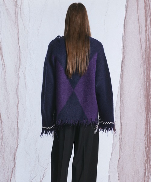 MAISON SPECIAL(メゾンスペシャル)の「《UNISEX》デストロイダメージアーガイルプライムオーバーモヘヤシャギーVネックニットセーター/Distressed Damaged Argyle Prime-Over Mohair Shaggy V-neck Knit Sweater【MAISON SPECIAL/メゾンスペシャル】(ニット/セーター・メンズ・パープル/ブラック・0/2/1)」の12枚目の写真