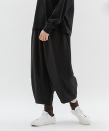 nop de nod（ノップドゥノッド）の「Pommeギャバ裾ダーツ9分パンツ（その他パンツ）」