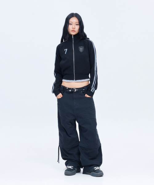 DAUSPICE(ディーオスピス)の「(DUC) ワッフルクロップドトラックトップ ブラック(ナイロンジャケット・レディース・ブラック・ONE SIZE)」の3枚目の写真