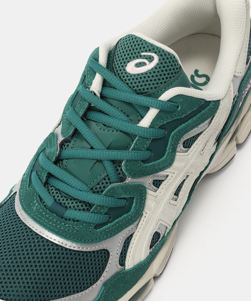 ASICS(アシックス)の「ASICS GEL-NYC 1203A383.304(スニーカー・メンズ・グリーン・28cm/27.5cm/26.5cm/25cm/24.5cm/24cm/23.5cm/27cm)」の4枚目の写真
