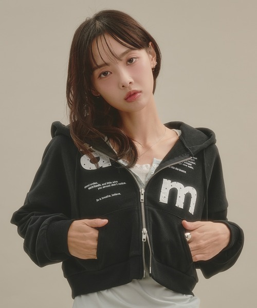apres jour mignon(アプレジュールミニョン)の「アップリケパーカー(パーカー・レディース・杢グレー/ブラック/グレー・SMALL/LARGE)」の4枚目の写真