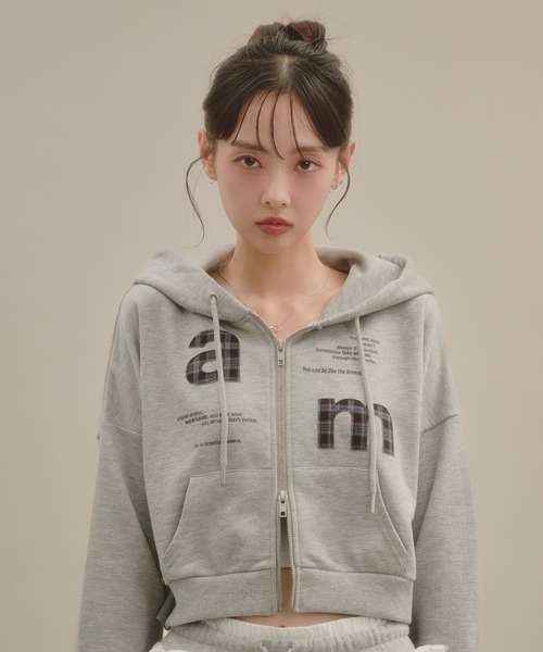 apres jour mignon(アプレジュールミニョン)の「アップリケパーカー(パーカー・レディース・杢グレー/ブラック/グレー・SMALL/LARGE)」の17枚目の写真