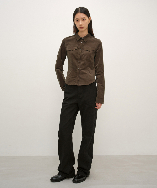INSILENCE WOMEN(インサイレンスウーマン)の「ストレートフィットデニム ブラック(デニムパンツ・レディース・その他・X-SMALL/SMALL/MEDIUM/LARGE)」の2枚目の写真