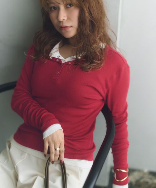 COHINA(コヒナ)の「コットンシルクヘンリーネックトップス 【低身長・小柄女性】(Tシャツ/カットソー・レディース・ブラック/レッド/オフホワイト・ONE SIZE)」の3枚目の写真