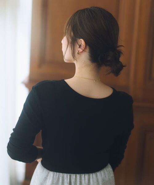 COHINA(コヒナ)の「コットンシルクヘンリーネックトップス 【低身長・小柄女性】(Tシャツ/カットソー・レディース・ブラック/レッド/オフホワイト・ONE SIZE)」の8枚目の写真