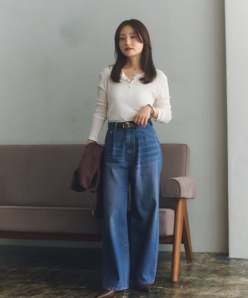 COHINA(コヒナ)の「コットンシルクヘンリーネックトップス 【低身長・小柄女性】(Tシャツ/カットソー・レディース・ブラック/レッド/オフホワイト・ONE SIZE)」の14枚目の写真