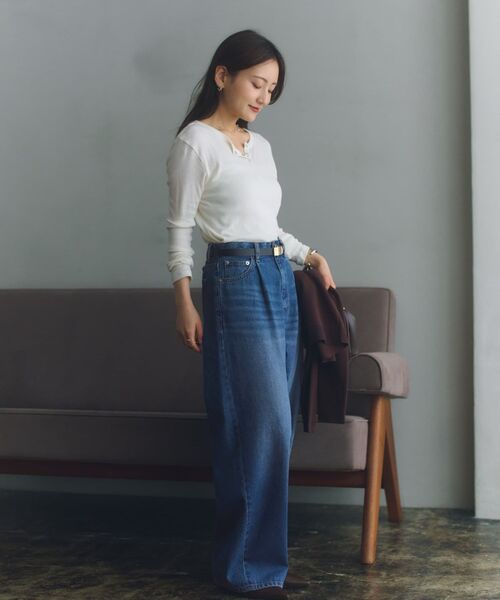 COHINA(コヒナ)の「コットンシルクヘンリーネックトップス 【低身長・小柄女性】(Tシャツ/カットソー・レディース・ブラック/レッド/オフホワイト・ONE SIZE)」の17枚目の写真