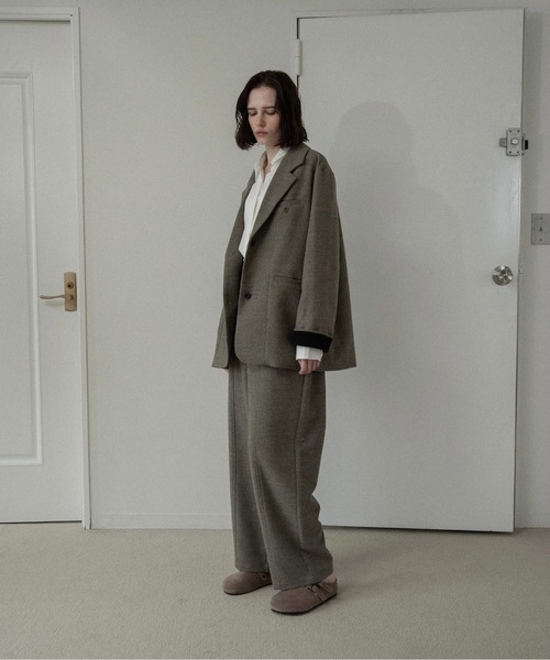 lawgy(ラウジー)の「sleeve double face tailored jacket / スリーブダブルフェイステーラードジャケット(テーラードジャケット・レディース・ブラウン系/ベージュ系・FREE)」の9枚目の写真