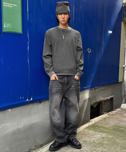 SCALLYWAG（スカリーワグ）の「ウォッシュドカーブデニムパンツ[ブラック]（デニムパンツ・レディース・その他・SMALL/MEDIUM/LARGE）」の3枚目の写真