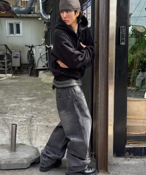 SCALLYWAG（スカリーワグ）の「ウォッシュドカーブデニムパンツ[ブラック]（デニムパンツ・レディース・その他・SMALL/MEDIUM/LARGE）」の4枚目の写真