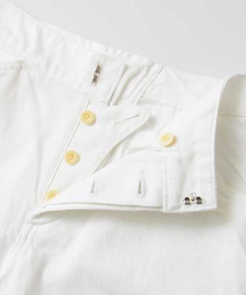 URBAN RESEARCH(アーバンリサーチ)の「UR 後ろレースupワイドデニムパンツ(デニムパンツ・レディース・オフホワイト・38/36)」の7枚目の写真