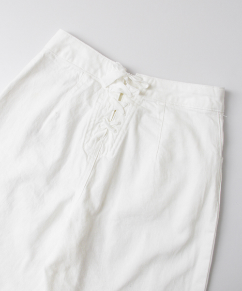 URBAN RESEARCH(アーバンリサーチ)の「UR 後ろレースupワイドデニムパンツ(デニムパンツ・レディース・オフホワイト・38/36)」の10枚目の写真