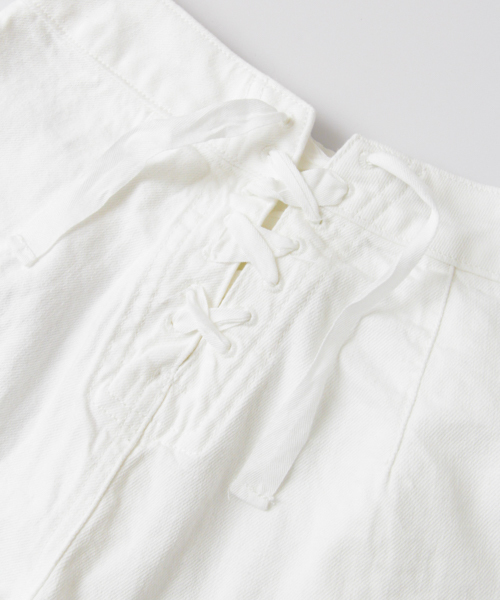 URBAN RESEARCH(アーバンリサーチ)の「UR 後ろレースupワイドデニムパンツ(デニムパンツ・レディース・オフホワイト・38/36)」の11枚目の写真