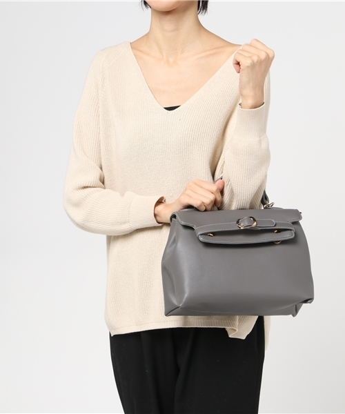 PLAIN CLOTHING（プレーンクロージング）の「フロントベルトハンドバッグ/ショルダーバッグ【PLAIN CLOTHING】（ショルダーバッグ・レディース・ベージュ/レッド/キャメル/グレー/ブラック・FREE）」の12枚目の写真