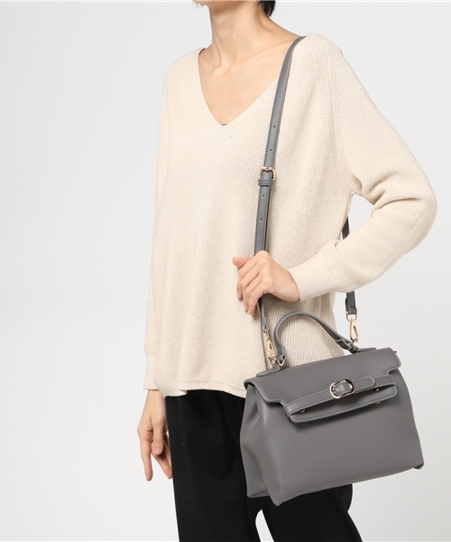 PLAIN CLOTHING（プレーンクロージング）の「フロントベルトハンドバッグ/ショルダーバッグ【PLAIN CLOTHING】（ショルダーバッグ・レディース・ベージュ/レッド/キャメル/グレー/ブラック・FREE）」の13枚目の写真