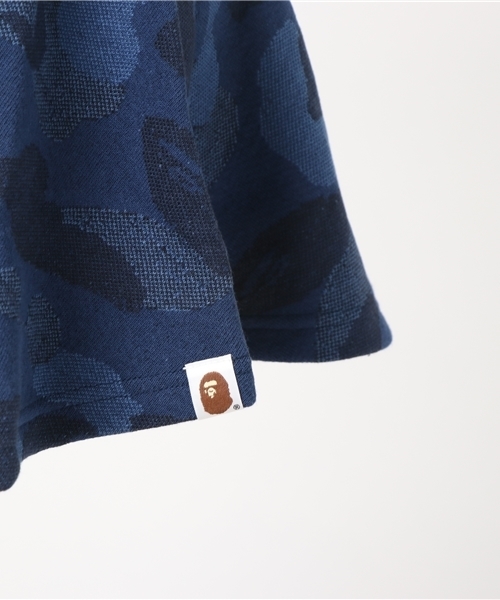 A BATHING APE（アベイシングエイプ）の「COLOR CAMO JACQUARD FLARE SKIRT L（スカート・レディース・パープル/ネイビー・SMALL/X-SMALL）」の8枚目の写真